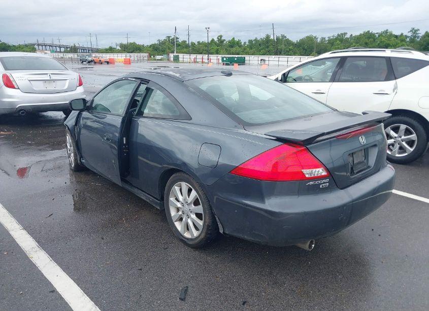 Photo 3 of 2006 Honda Accord 3.0 EX (VIN 1HGCM82636A013346)