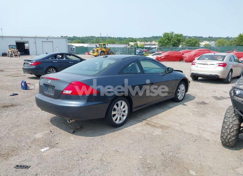 Photo 4 of 2006 Honda Accord 3.0 EX (VIN 1HGCM82646A010388)