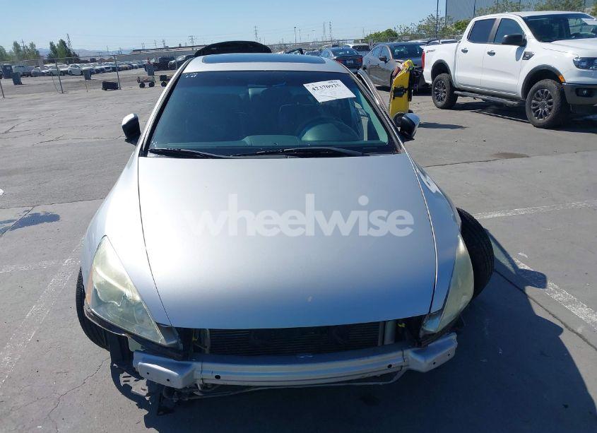Photo 13 of 2004 Honda Accord CPE EX (VIN 1HGCM82654A005312)