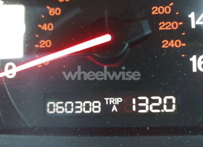 Photo 16 of 2004 Honda Accord CPE EX (VIN 1HGCM82654A005312)