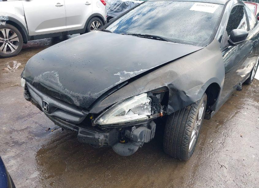Photo 18 of 2006 Honda Accord 3.0 EX (VIN 1HGCM82656A007855)