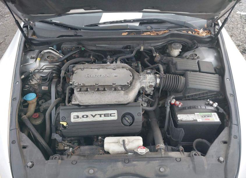 Photo 10 of 2003 Honda Accord CPE EX (VIN 1HGCM82673A024037)