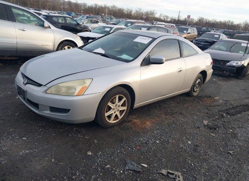 Photo 2 of 2003 Honda Accord CPE EX (VIN 1HGCM82673A024037)