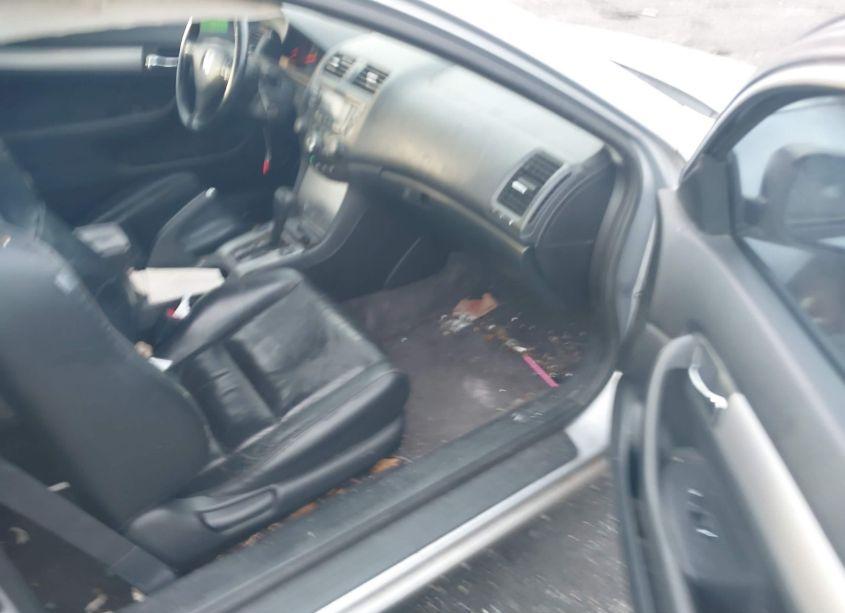 Photo 5 of 2003 Honda Accord CPE EX (VIN 1HGCM82673A024037)