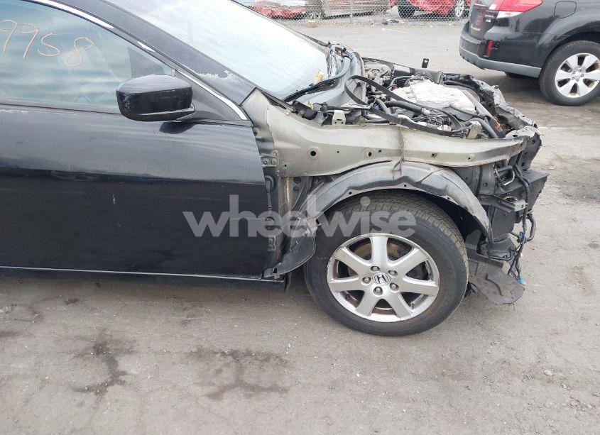 Photo 14 of 2005 Honda Accord 3.0 EX (VIN 1HGCM82675A014742)