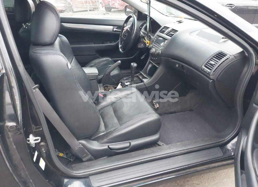 Photo 5 of 2005 Honda Accord 3.0 EX (VIN 1HGCM82675A014742)