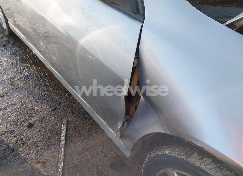 Photo 12 of 2006 Honda Accord 3.0 EX (VIN 1HGCM82676A013317)