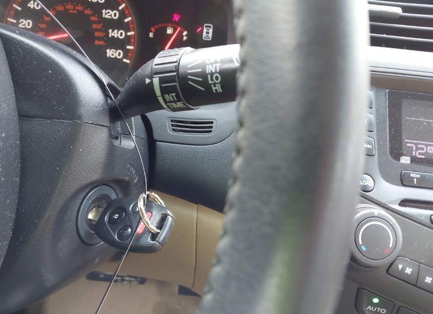 Photo 11 of 2003 Honda Accord CPE EX (VIN 1HGCM82693A026758)