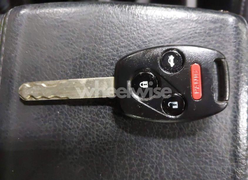 Photo 11 of 2005 Honda Accord 3.0 EX (VIN 1HGCM82695A000566)