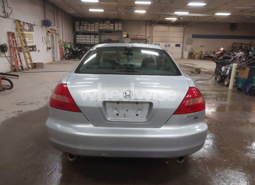 Photo 17 of 2005 Honda Accord 3.0 EX (VIN 1HGCM82695A000566)