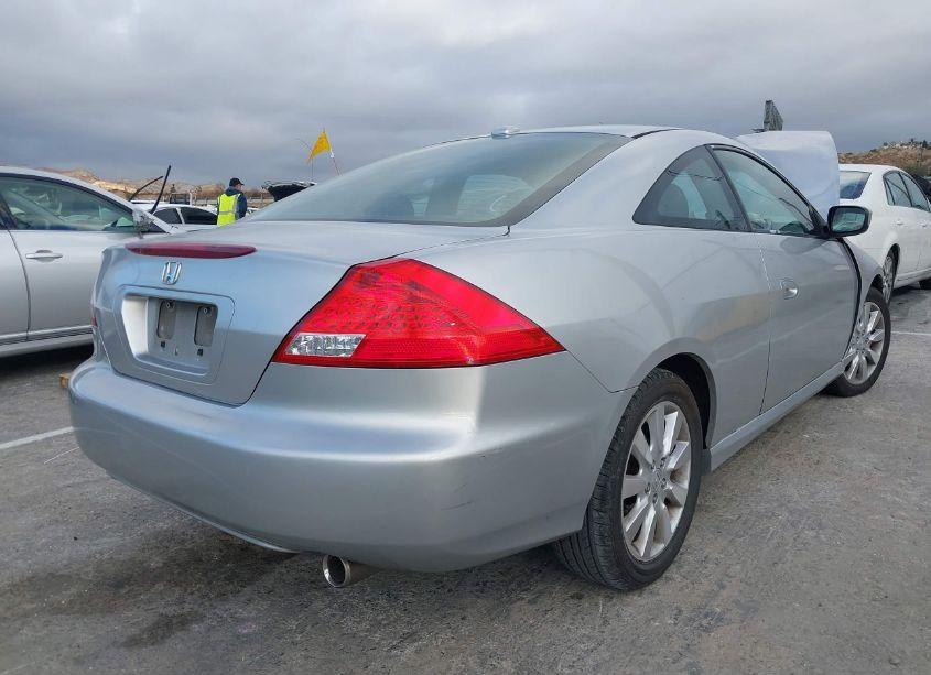 Photo 4 of 2006 Honda Accord 3.0 EX (VIN 1HGCM82696A004148)