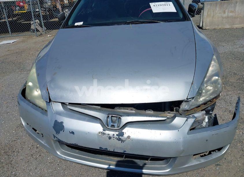 Photo 10 of 2004 Honda Accord EX (VIN 1HGCM826X4A020727)