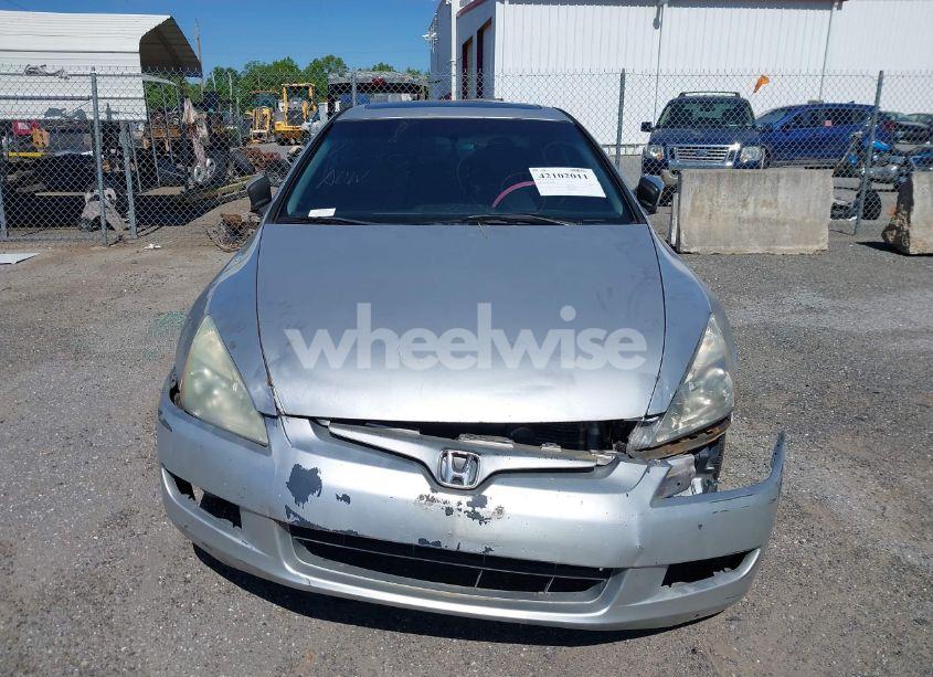Photo 11 of 2004 Honda Accord EX (VIN 1HGCM826X4A020727)