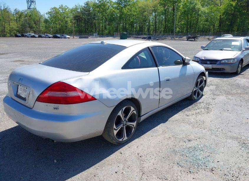 Photo 4 of 2004 Honda Accord EX (VIN 1HGCM826X4A020727)