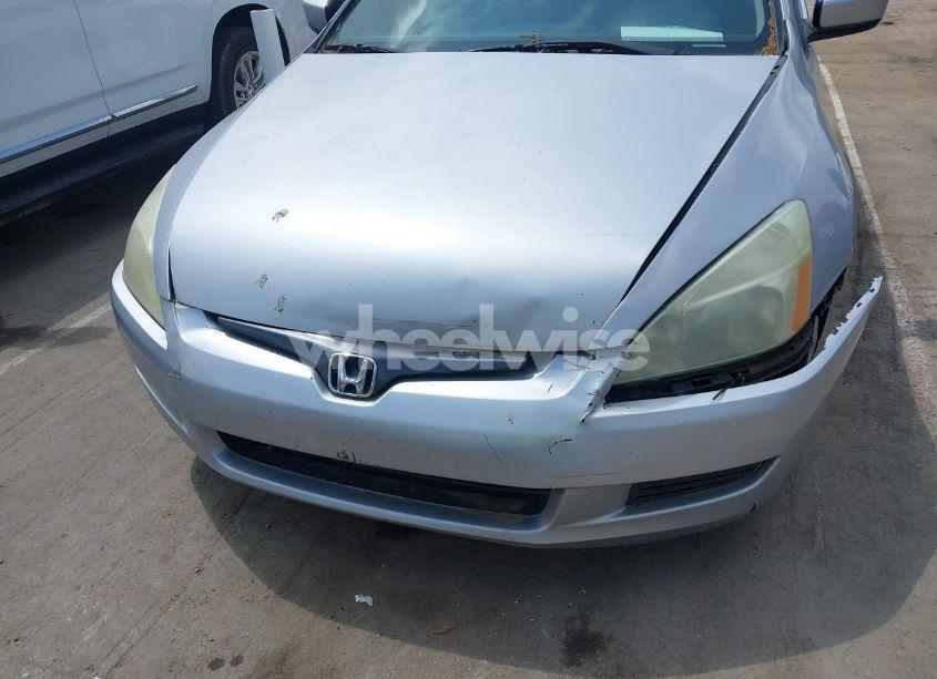 Photo 12 of 2005 Honda Accord 3.0 EX (VIN 1HGCM826X5A008143)