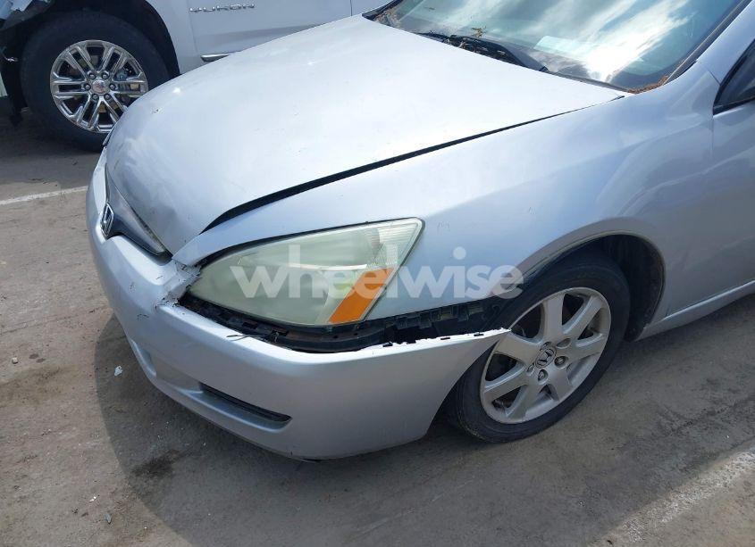 Photo 6 of 2005 Honda Accord 3.0 EX (VIN 1HGCM826X5A008143)