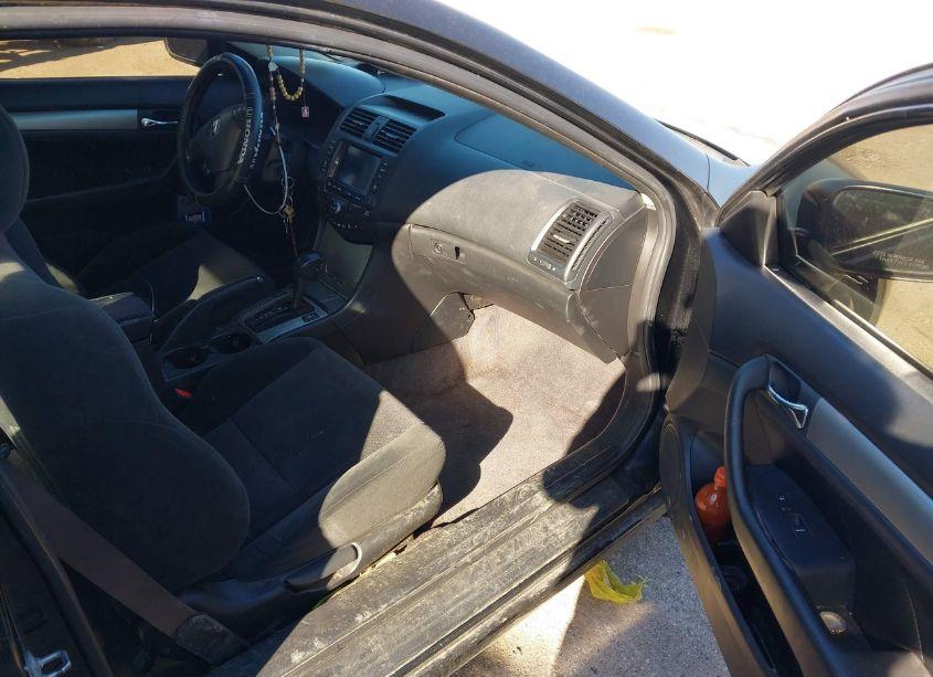 Photo 5 of 2004 Honda Accord 3.0 EX (VIN 1HGCM82714A022066)