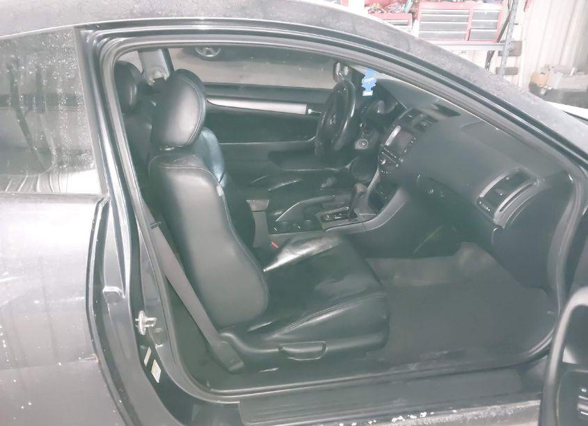 Photo 5 of 2005 Honda Accord 3.0 EX (VIN 1HGCM82715A009691)