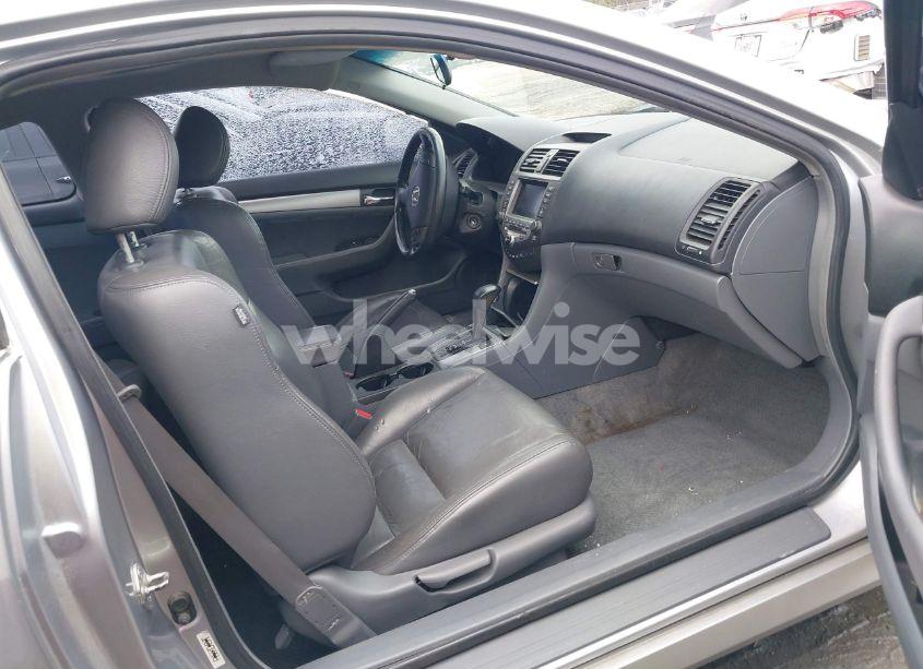 Photo 5 of 2006 Honda Accord 3.0 EX (VIN 1HGCM82756A000025)