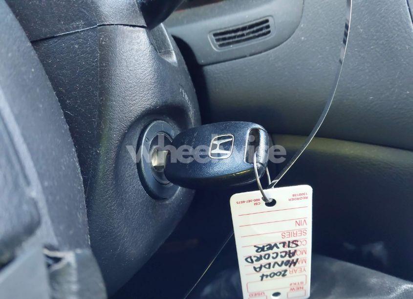 Photo 11 of 2004 Honda Accord 3.0 EX (VIN 1HGCM82784A012473)