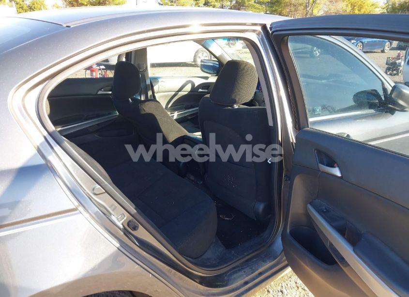 Photo 8 of 2009 Honda Accord 2.4 EX (VIN 1HGCP25739A131197)