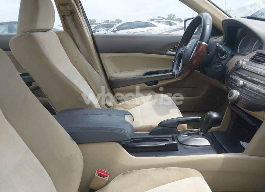 Photo 5 of 2008 Honda Accord 2.4 LX (VIN 1HGCP26308A139882)