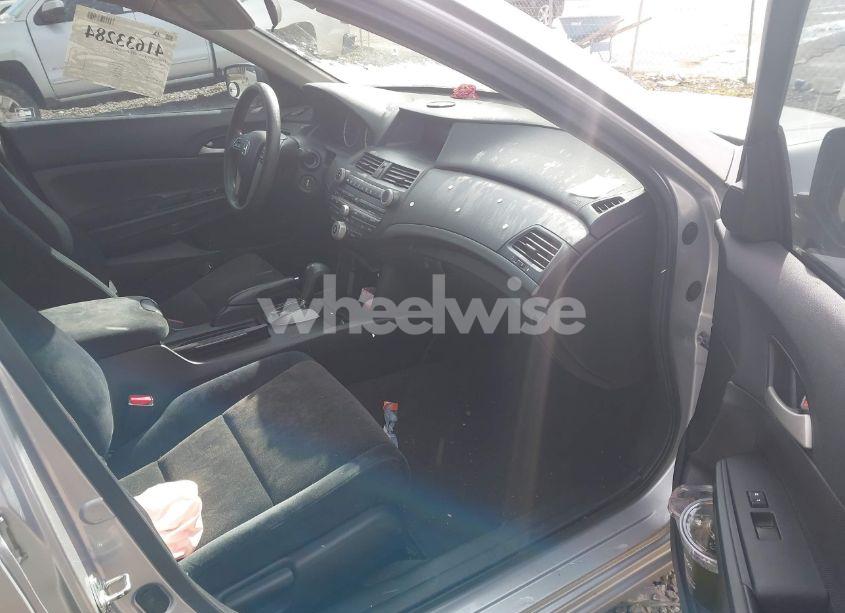 Photo 5 of 2009 Honda Accord 2.4 LX (VIN 1HGCP26309A035779)