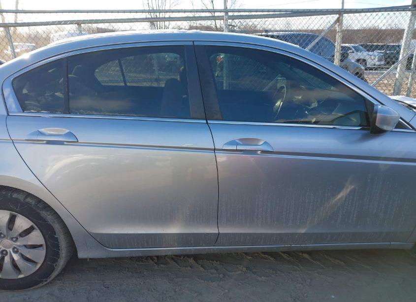 Photo 14 of 2009 Honda Accord 2.4 LX (VIN 1HGCP26309A057197)