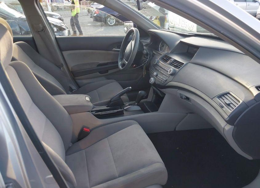 Photo 5 of 2009 Honda Accord 2.4 LX (VIN 1HGCP26309A075246)