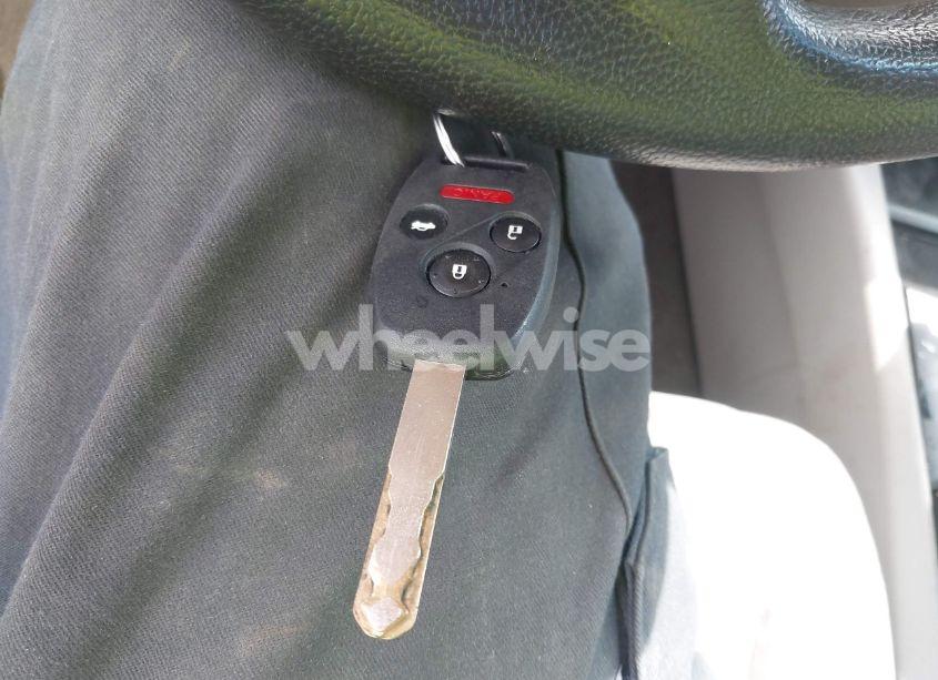 Photo 11 of 2009 Honda Accord 2.4 LX (VIN 1HGCP26309A143013)