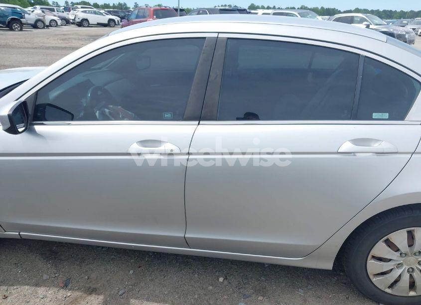 Photo 15 of 2009 Honda Accord 2.4 LX (VIN 1HGCP26309A143013)