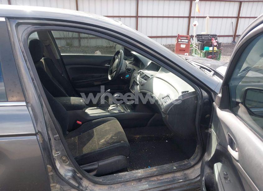 Photo 5 of 2009 Honda Accord 2.4 LX (VIN 1HGCP26309A183947)