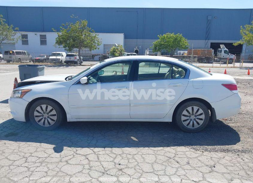 Photo 14 of 2008 Honda Accord 2.4 LX (VIN 1HGCP26318A103067)