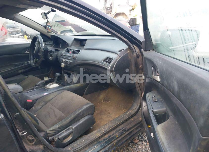 Photo 5 of 2008 Honda Accord 2.4 LX (VIN 1HGCP26318A123805)