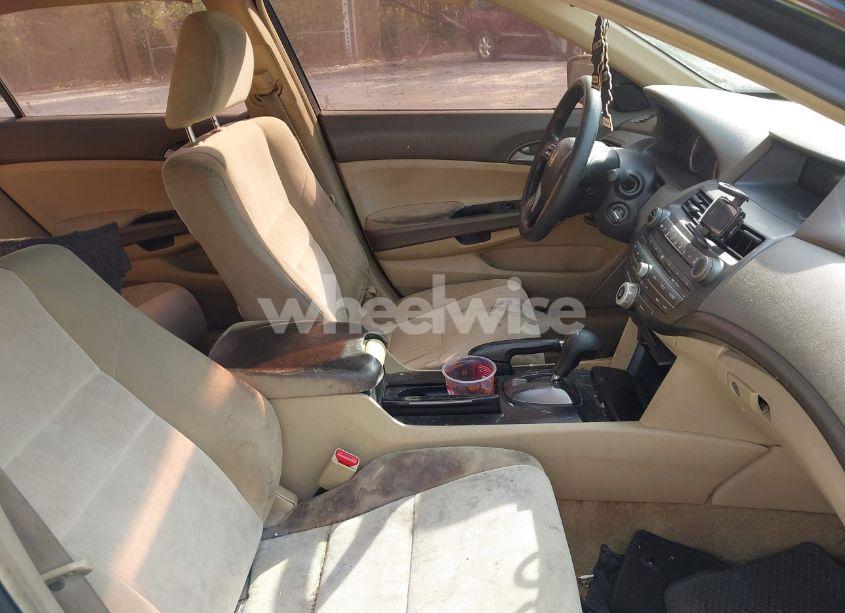 Photo 5 of 2009 Honda Accord 2.4 LX (VIN 1HGCP26319A011717)