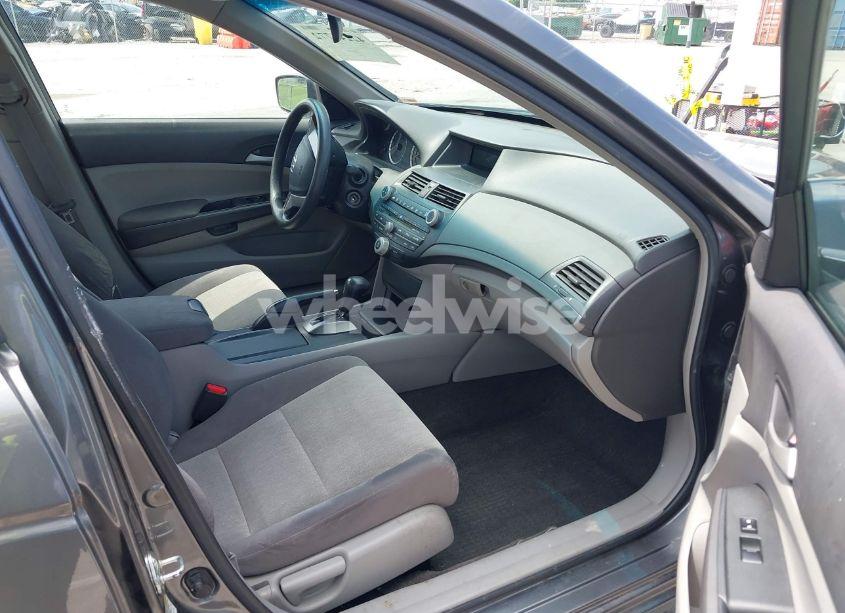 Photo 5 of 2009 Honda Accord 2.4 LX (VIN 1HGCP26319A026248)