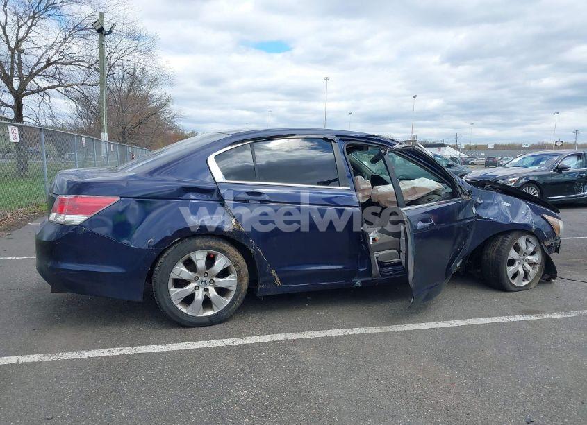 Photo 13 of 2009 Honda Accord 2.4 LX (VIN 1HGCP26319A042501)