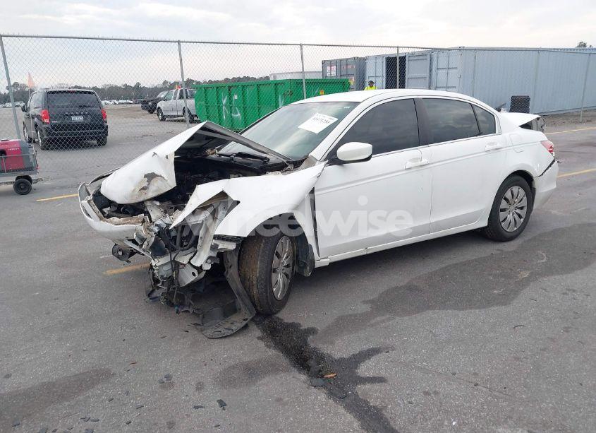 Photo 2 of 2009 Honda Accord 2.4 LX (VIN 1HGCP26319A069777)