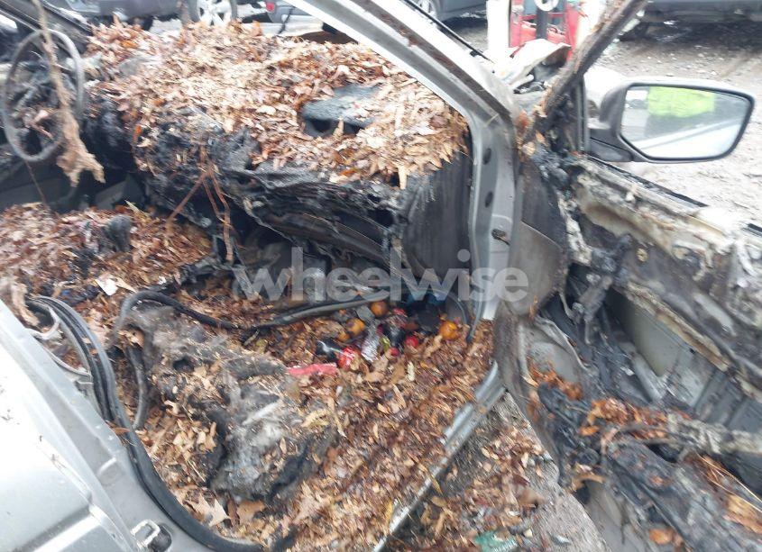 Photo 5 of 2009 Honda Accord 2.4 LX (VIN 1HGCP26319A099992)