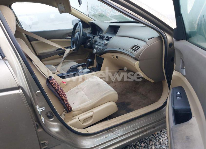 Photo 5 of 2009 Honda Accord 2.4 LX (VIN 1HGCP26319A160743)