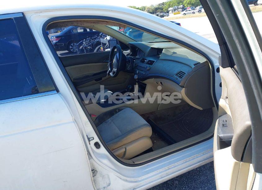 Photo 5 of 2008 Honda Accord 2.4 LX (VIN 1HGCP26328A080172)