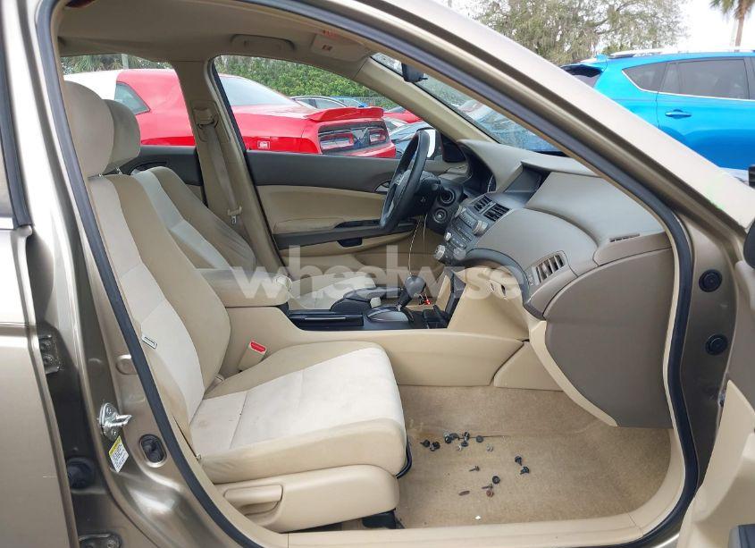 Photo 5 of 2009 Honda Accord 2.4 LX (VIN 1HGCP26329A003318)