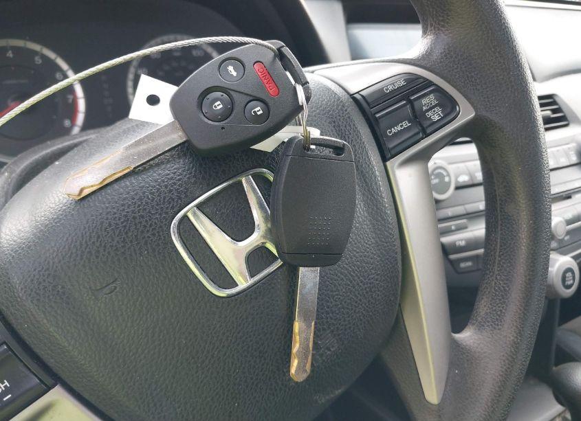 Photo 11 of 2009 Honda Accord 2.4 LX (VIN 1HGCP26329A053930)