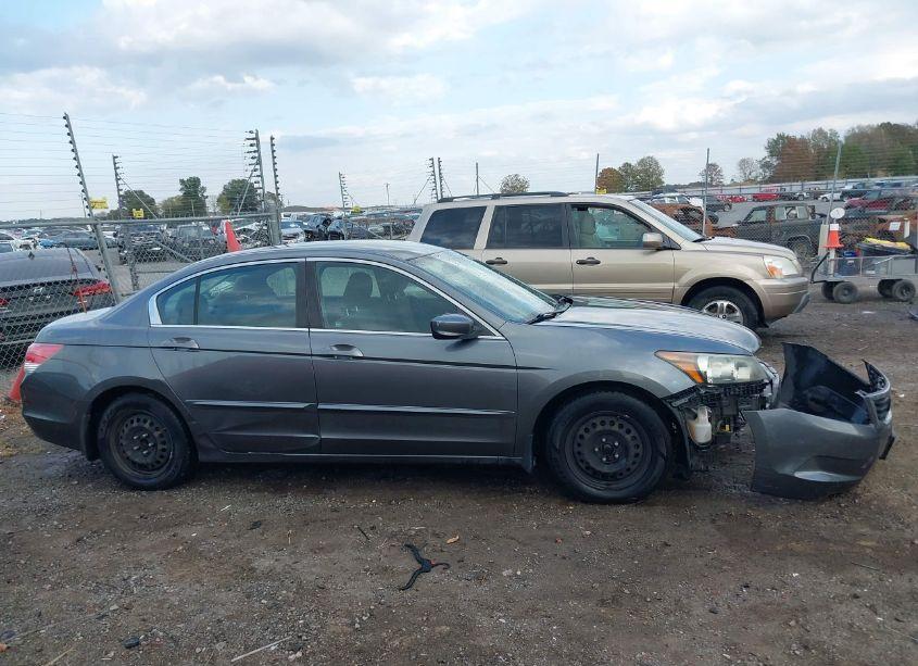 Photo 13 of 2009 Honda Accord 2.4 LX (VIN 1HGCP26329A053930)