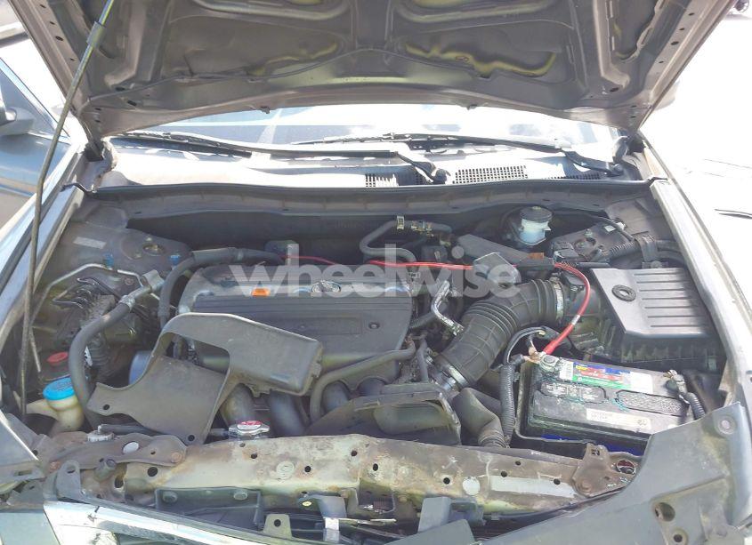 Photo 10 of 2009 Honda Accord 2.4 LX (VIN 1HGCP26329A078696)