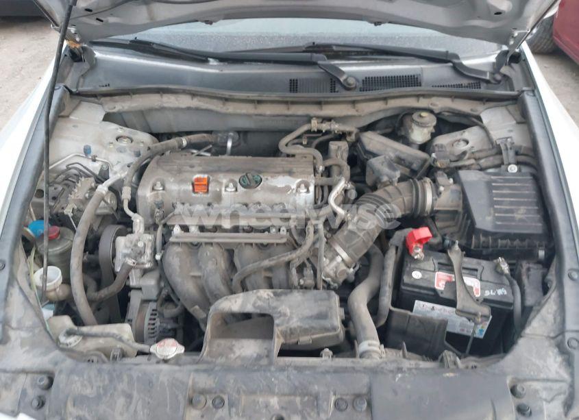 Photo 10 of 2009 Honda Accord 2.4 LX (VIN 1HGCP26329A095725)