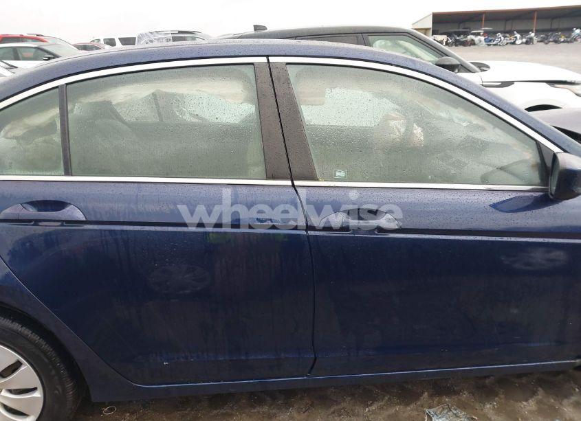 Photo 13 of 2009 Honda Accord 2.4 LX (VIN 1HGCP26329A106013)