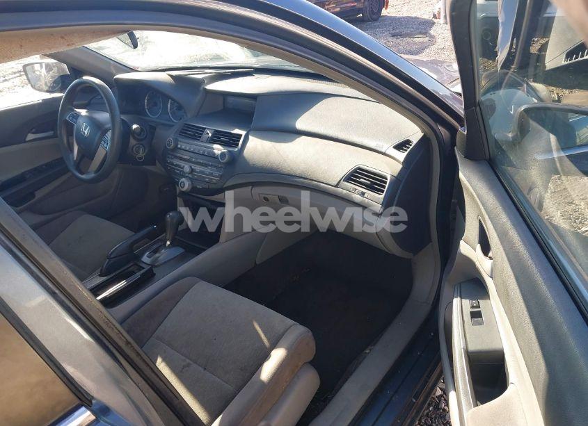 Photo 5 of 2009 Honda Accord 2.4 LX (VIN 1HGCP26329A159861)