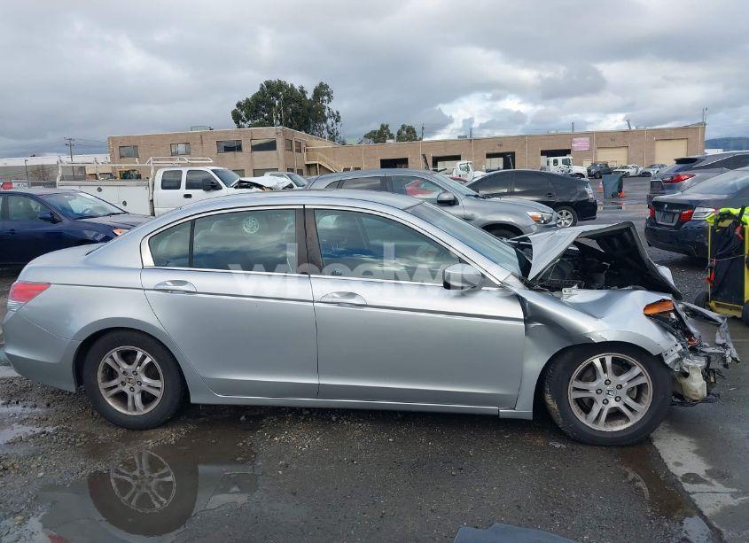 Photo 13 of 2009 Honda Accord 2.4 LX (VIN 1HGCP26329A179611)