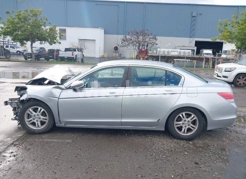 Photo 14 of 2009 Honda Accord 2.4 LX (VIN 1HGCP26329A179611)